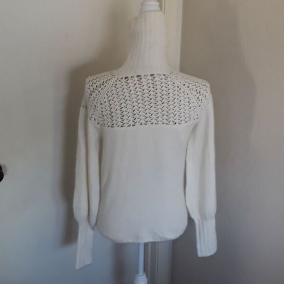 Kenneth Cole Casual Mock Neck Feminine Design Modern Office Work Sweater - Picture 6 of 8